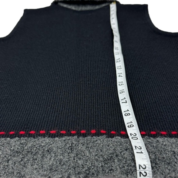 SUSAN BRISTOL Wool/Alpaca Knit Blend Embroidered Detailed Zip-Up Vest - Picture 6 of 9